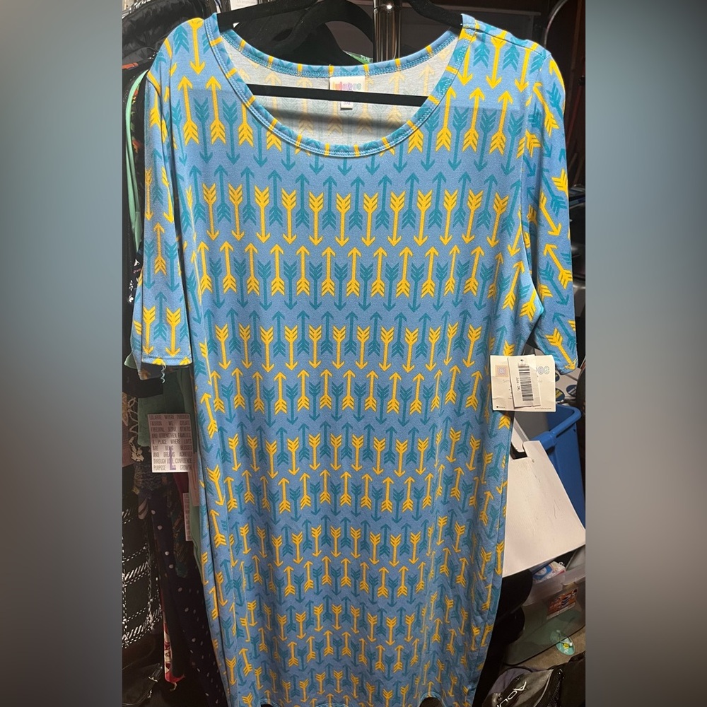 LuLaRoe Julia Dress size 3XL brand New with Tags Blue & Yellow Arrow pattern